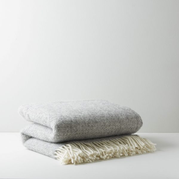 SILVER GREY ILLUSION WOOL THROW