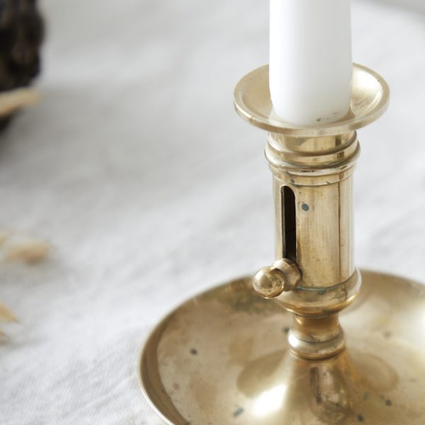 LEVERED BRASS CANDLEHOLDER - Image 2